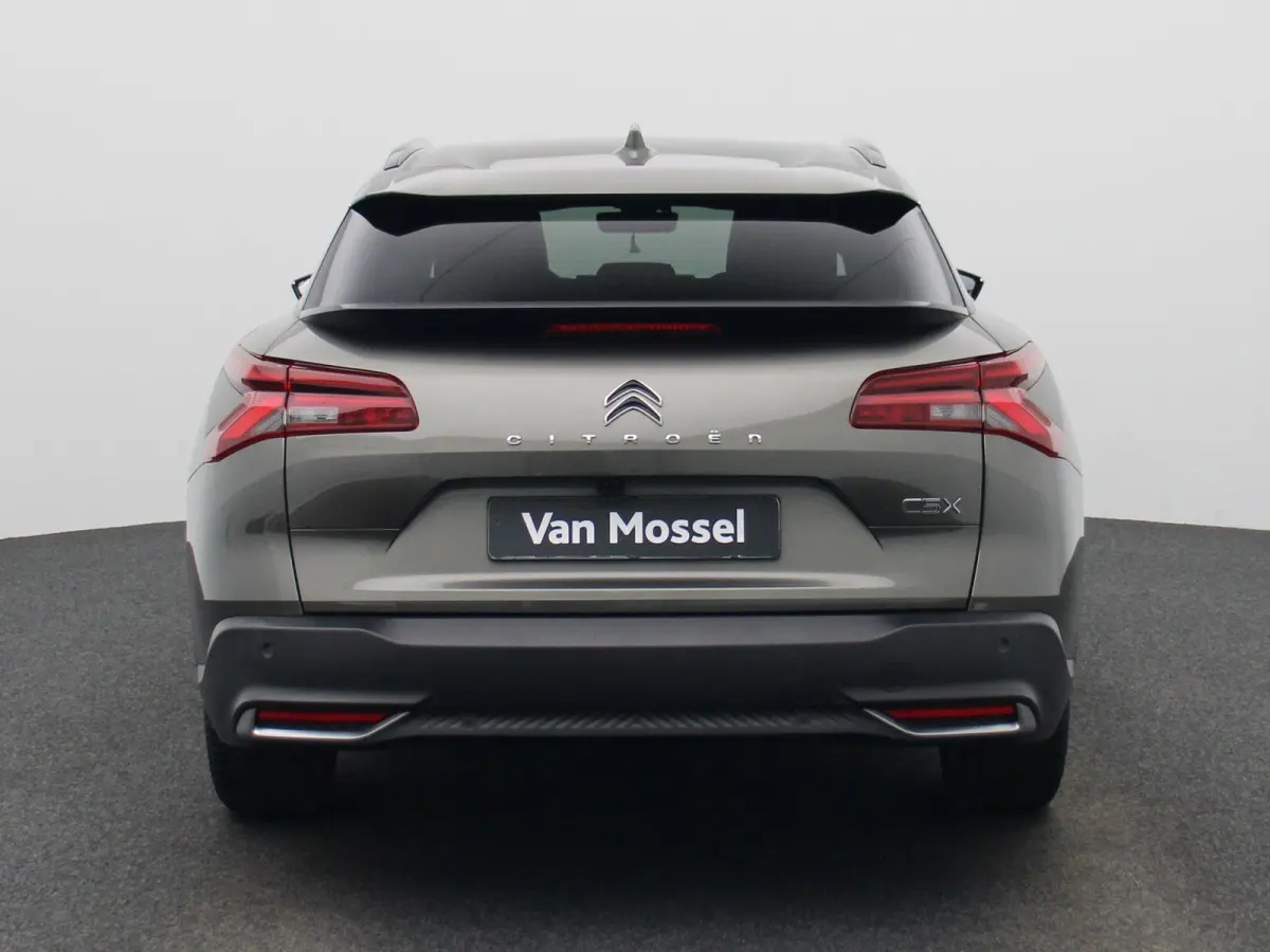 1.6 Plug-in Hybrid 180 Business Plus | 100% SOH | LEDEREN BEKLEDING | ACHTERUITRIJCAMERA | PARKEERSENSOREN | STUUR- EN STOELVERWARMING | APPLE CARPLAY / ANDRIOD AUTO | HEAD-UP DISPLAY |