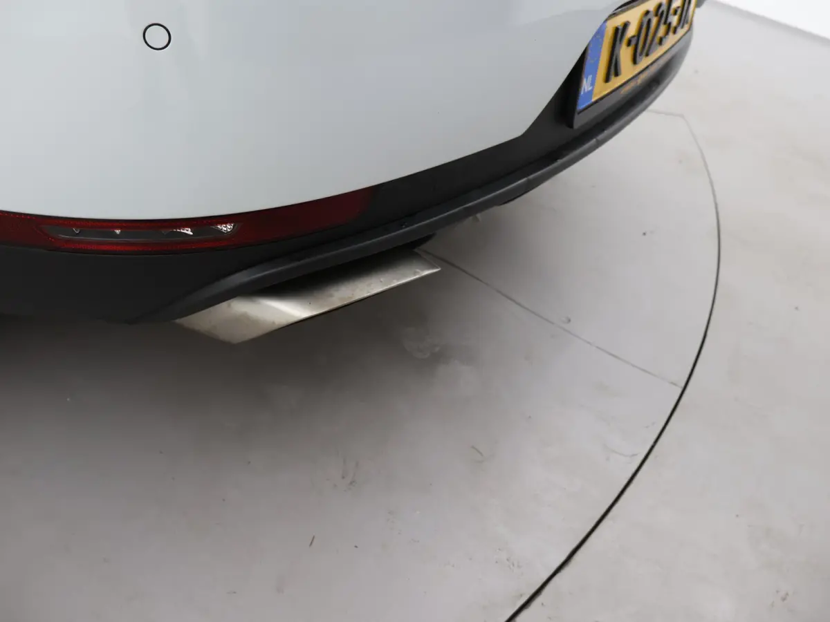 2.0 AUT. FACELIFT MODEL + PANORAMA | LUCHTVERING | 21 INCH | STOELVERW. V+A | CARRERAWIT METALLIC