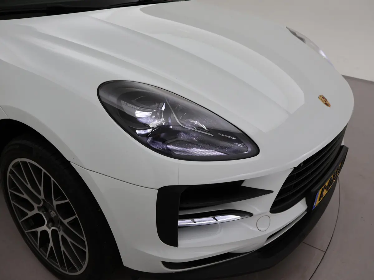 2.0 AUT. FACELIFT MODEL + PANORAMA | LUCHTVERING | 21 INCH | STOELVERW. V+A | CARRERAWIT METALLIC