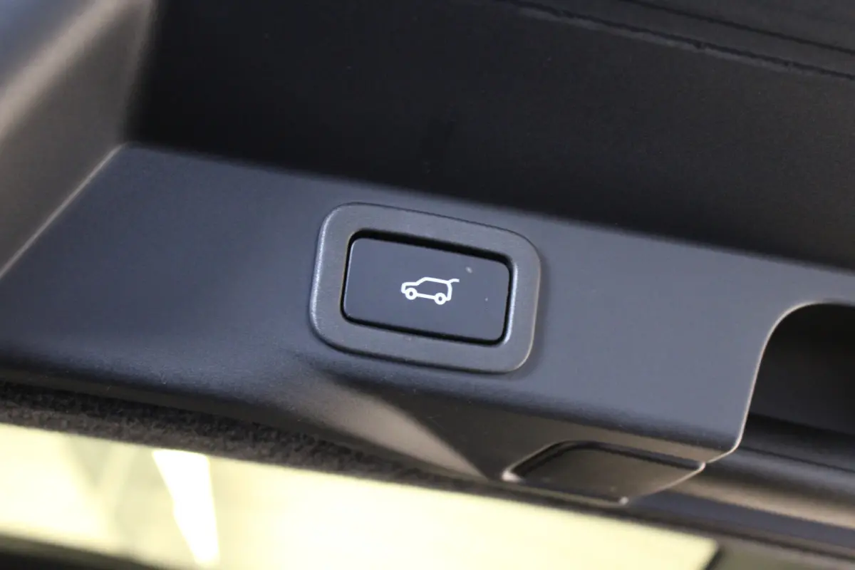 2.0 P400e HSE Dynamic