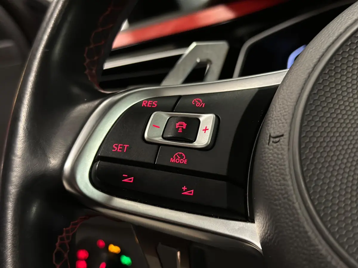 2.0 TSI GTI|PANO|KEYLESS|BEATS|BOMVOL!