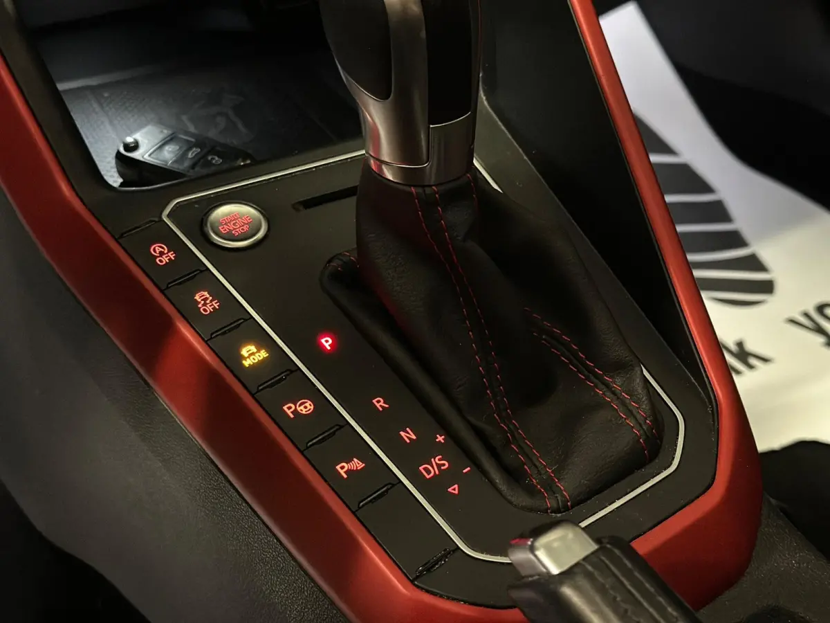 2.0 TSI GTI|PANO|KEYLESS|BEATS|BOMVOL!