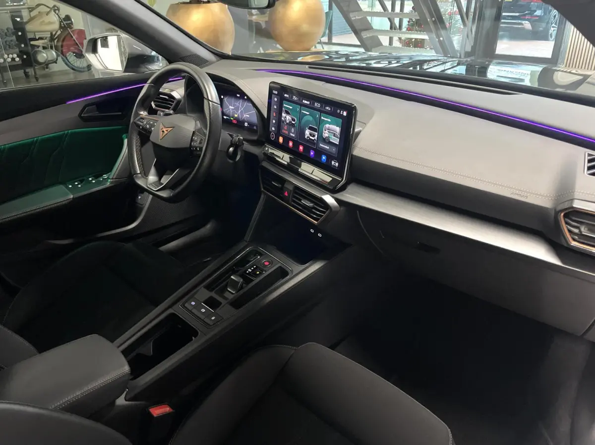 1.4 e-Hybrid VZ 245 PK/ Camera/ 19''LMV/ Keyless/ Trekhaak