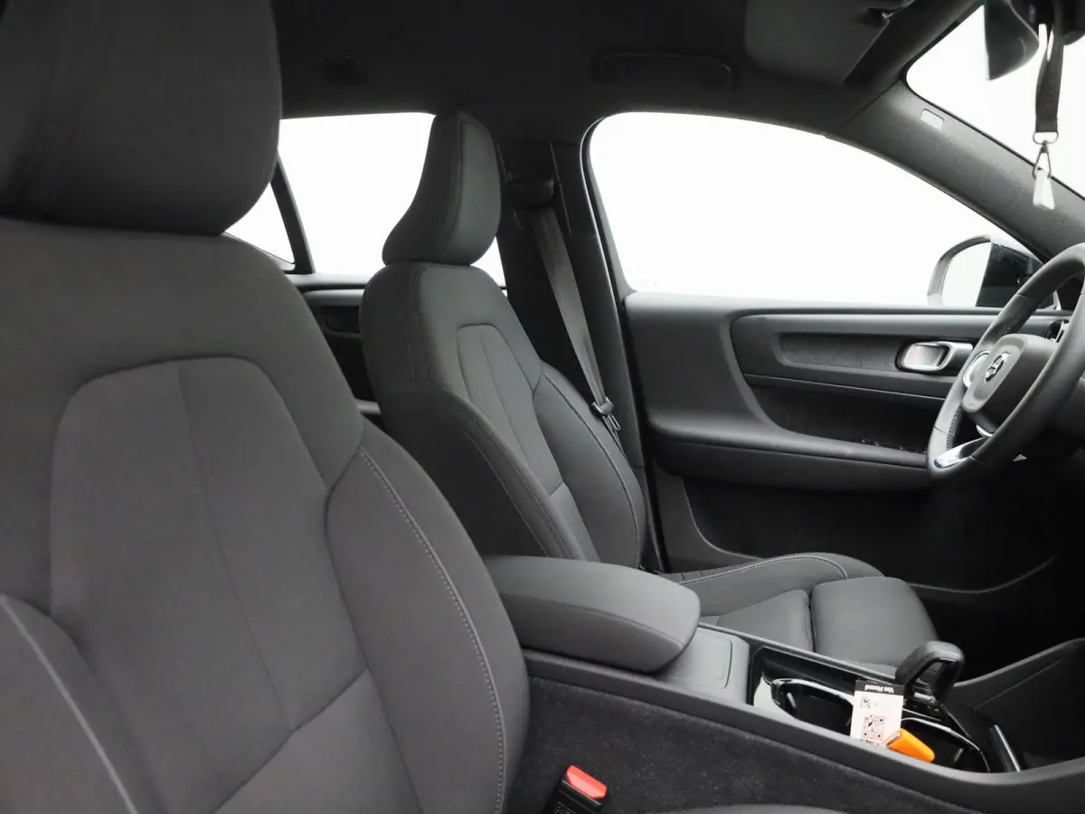 Extended Range Plus 250Pk | Google Navigatie | Apple & Android Carplay | Parkeersensoren Voor & Achter | Achteruitrijcamera | Stoel & Stuurverwarming | Adaptieve Cruise Control |