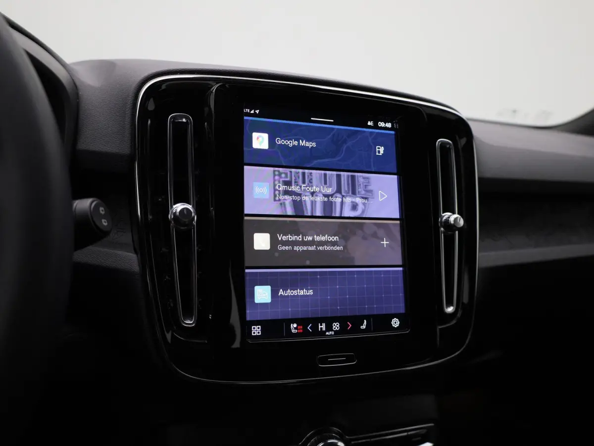 Extended Range Plus 250Pk | Google Navigatie | Apple & Android Carplay | Parkeersensoren Voor & Achter | Achteruitrijcamera | Stoel & Stuurverwarming | Adaptieve Cruise Control |
