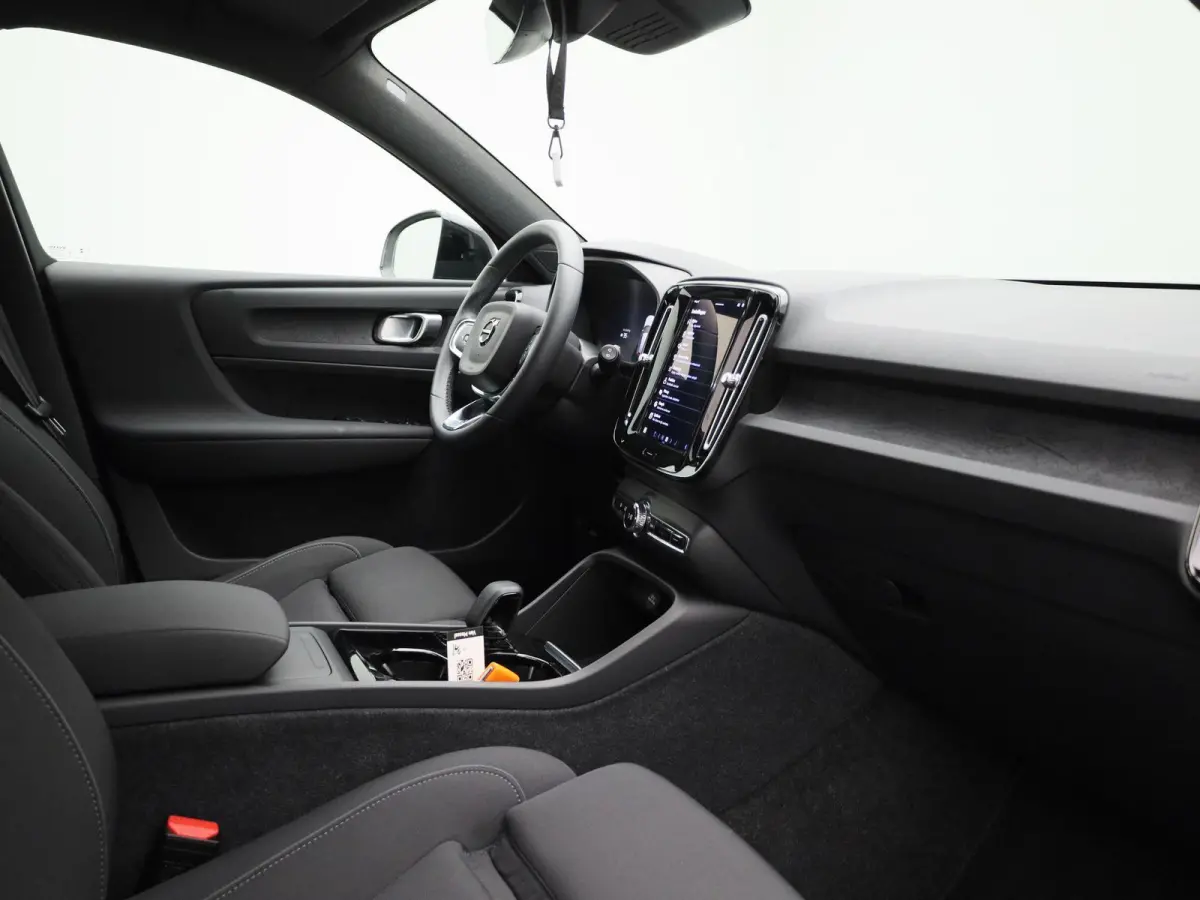 Extended Range Plus 250Pk | Google Navigatie | Apple & Android Carplay | Parkeersensoren Voor & Achter | Achteruitrijcamera | Stoel & Stuurverwarming | Adaptieve Cruise Control |