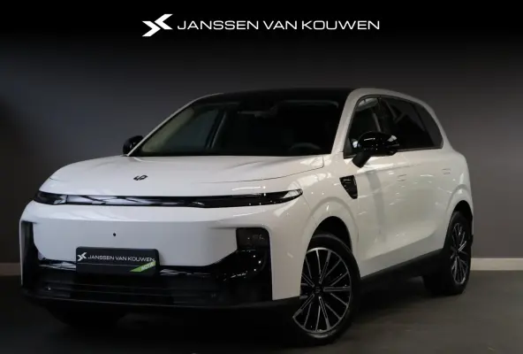 Design ProMax 67.1 kWh / Panoramadak / Leder /