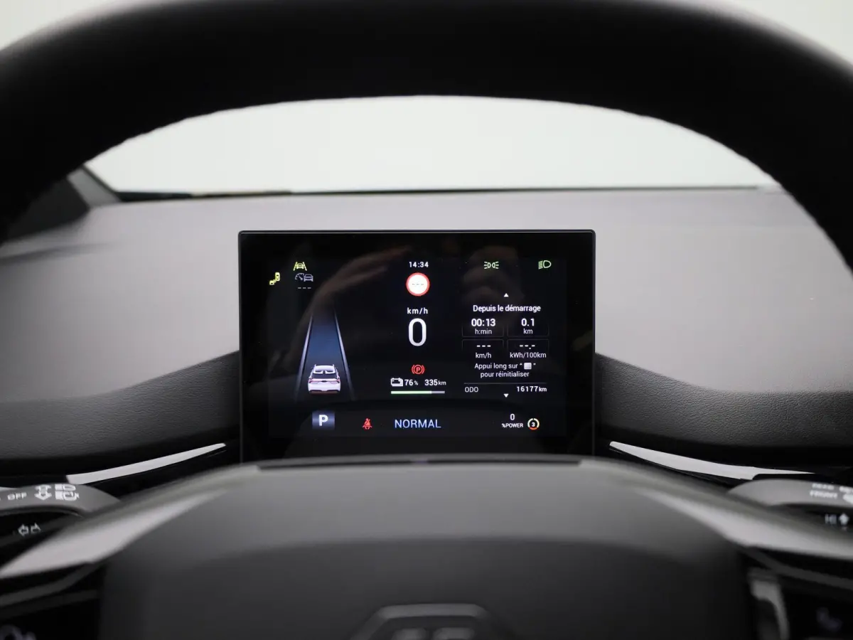 Long Range 64kWh Luxury | Navi | 360 Camera | Led Koplampen | Apple Carplay | Keyless Entry & Go |
