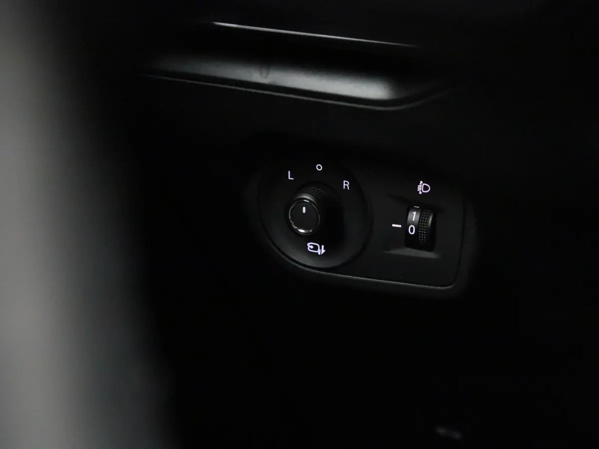 Long Range 64kWh Luxury | Navi | 360 Camera | Led Koplampen | Apple Carplay | Keyless Entry & Go |