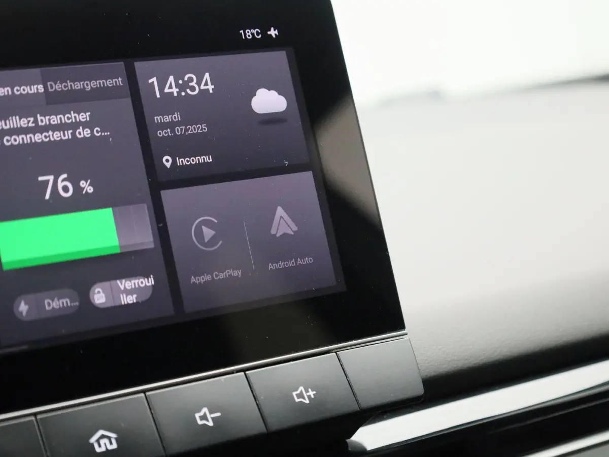 Long Range 64kWh Luxury | Navi | 360 Camera | Led Koplampen | Apple Carplay | Keyless Entry & Go |