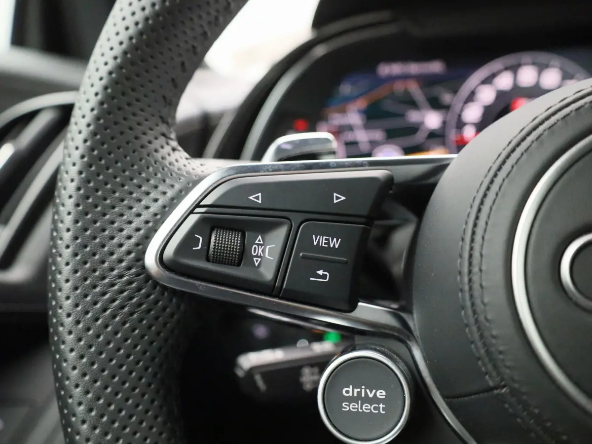 5.2 FSI performance S tron. quat. Spyder | KERAMISCH | CARBON EXTERIEUR | BANG & OLUFSEN | KEMORA GRIJS | BTW AUTO |