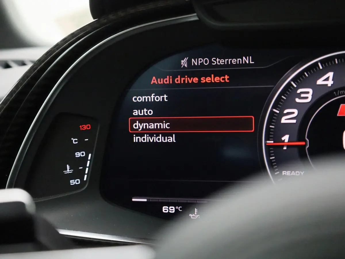 5.2 FSI performance S tron. quat. Spyder | KERAMISCH | CARBON EXTERIEUR | BANG & OLUFSEN | KEMORA GRIJS | BTW AUTO |