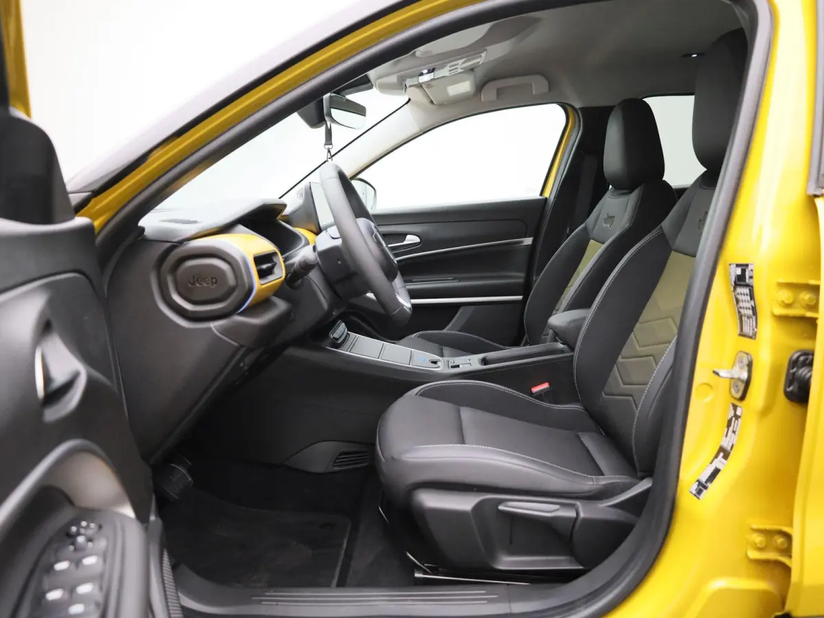 54kWh 1st Edition | ACHTERUITRIJCAMERA | NAVIGATIE | CLIMATE CONTROL | STOELVERWARMING | APPLE CARPLAY | ANDROID AUTO |