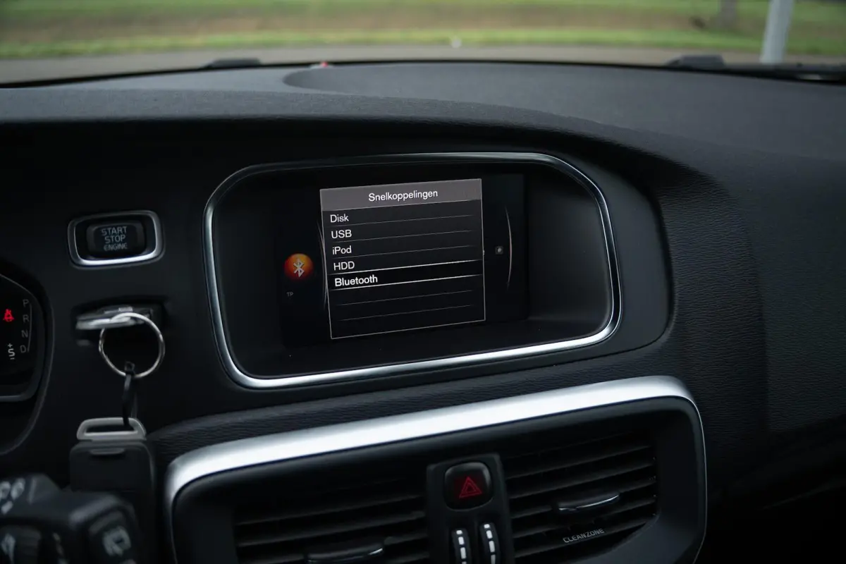 2.0 D3 R-Design Automaat|1ste Eig.|Org NL NAP|BTW Auto|Trekhaak|Full LED|Standkachel|Stoelverwarming