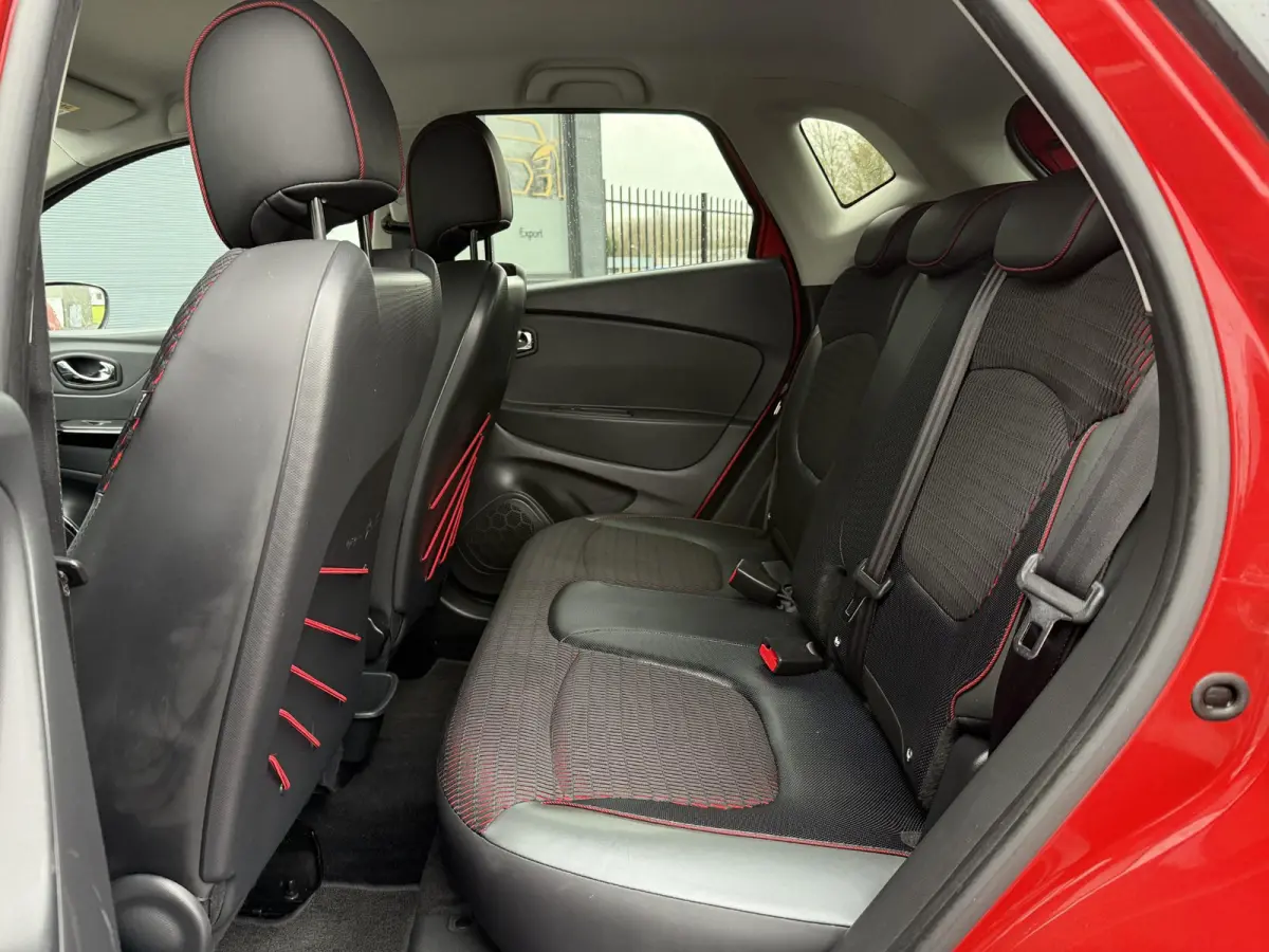 1.2 TCe Xmod 1e Eigenaar,Trekhaak,Camera,Navi,Stoelverw,Keyless,Halfleder,Lm velgen,120pk,Automaat,Pdc,Apk tot 03-2027