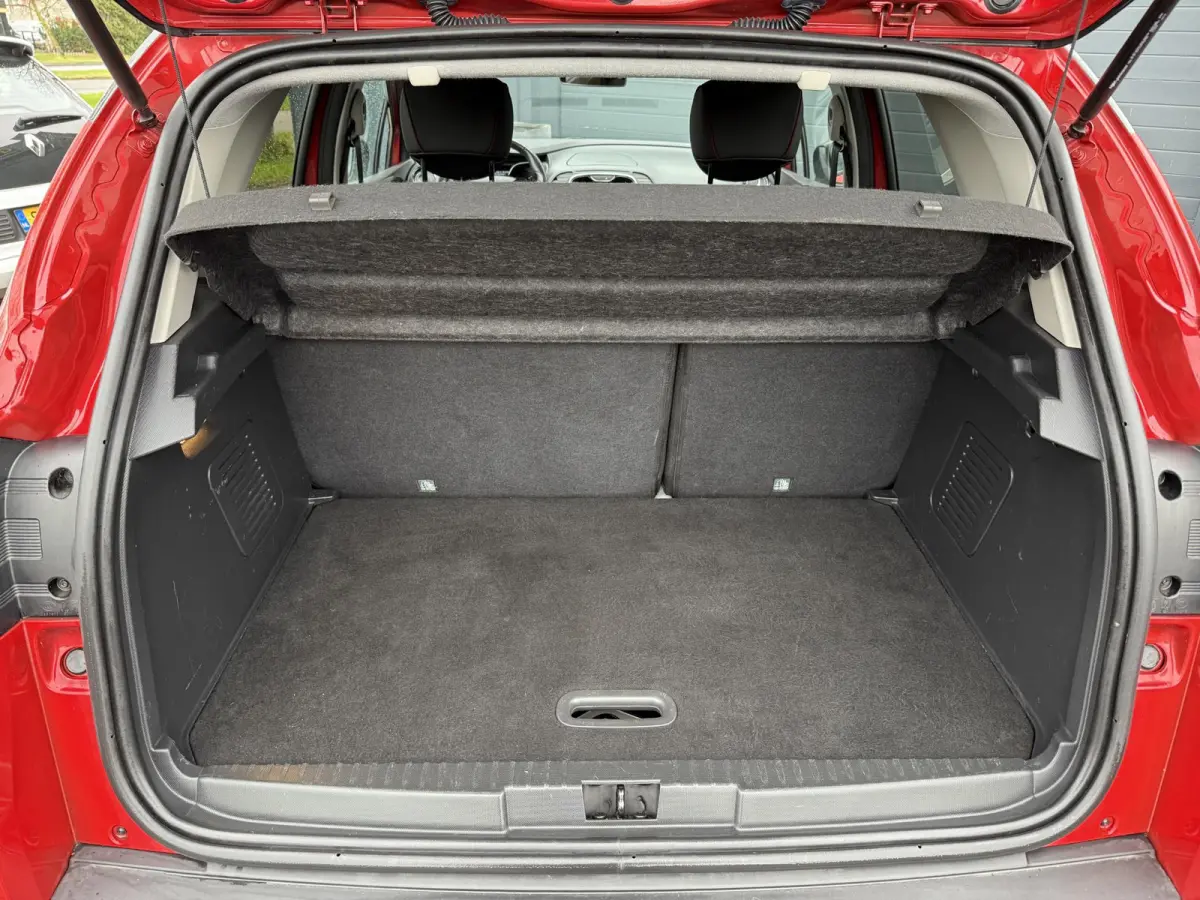 1.2 TCe Xmod 1e Eigenaar,Trekhaak,Camera,Navi,Stoelverw,Keyless,Halfleder,Lm velgen,120pk,Automaat,Pdc,Apk tot 03-2027