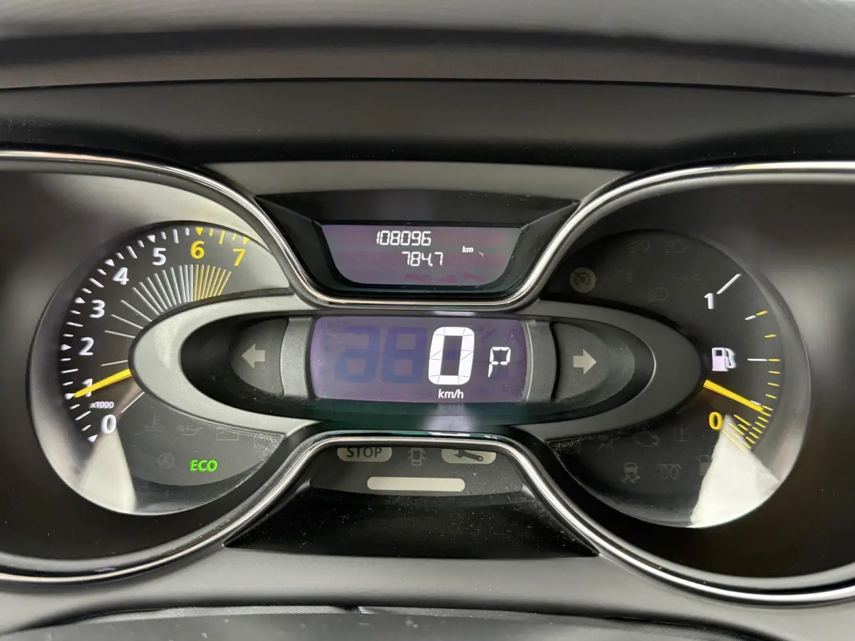 1.2 TCe Xmod 1e Eigenaar,Trekhaak,Camera,Navi,Stoelverw,Keyless,Halfleder,Lm velgen,120pk,Automaat,Pdc,Apk tot 03-2027
