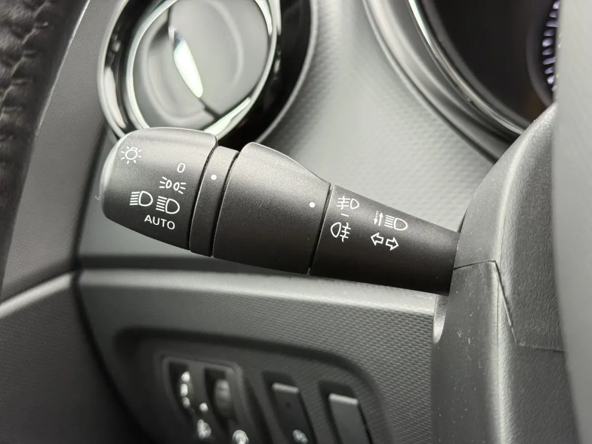1.2 TCe Xmod 1e Eigenaar,Trekhaak,Camera,Navi,Stoelverw,Keyless,Halfleder,Lm velgen,120pk,Automaat,Pdc,Apk tot 03-2027