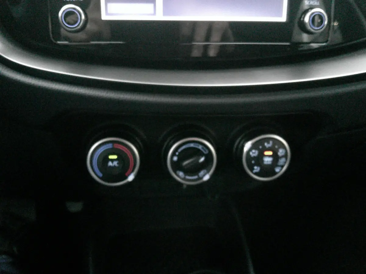 1.0 VVT-i MT Play