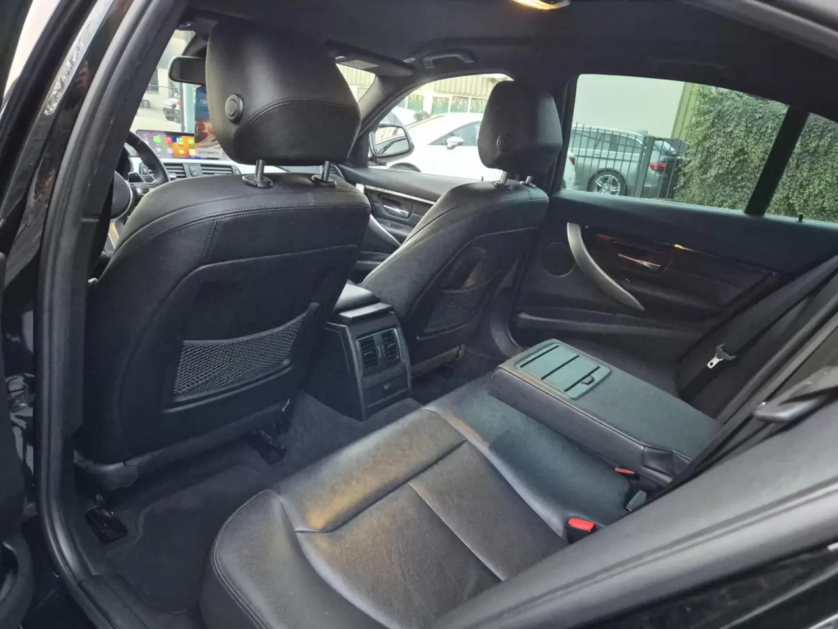 320i M Sport Ed Apple CarPlay Trekhaak Camera Line Assist Shadow Executive
