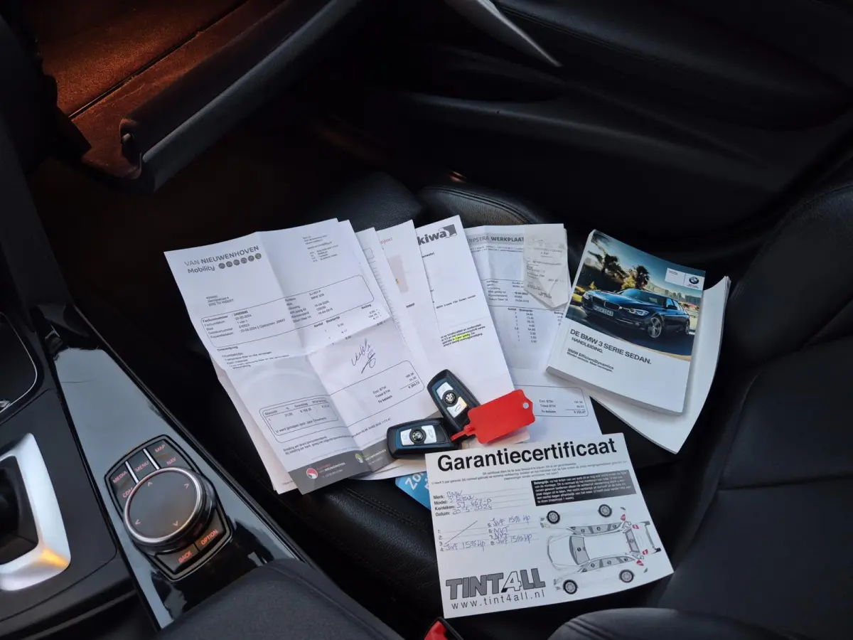 320i M Sport Ed Apple CarPlay Trekhaak Camera Line Assist Shadow Executive