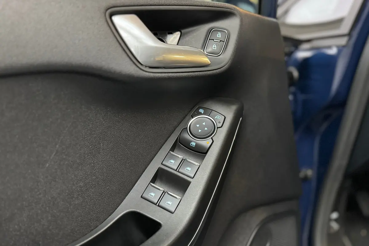 1.0 EcoBoost Titanium incl. 1 jaar Autotrust garantie