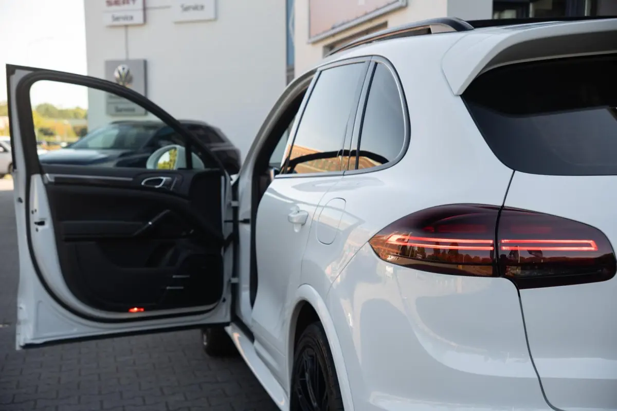 3.0 S E-Hybrid|Org NL NAP|BTW|GTS SportDesign|Carbon|Panoramadak|Bose|Luchtvering|Top Conditie|Dealer Onderhouden