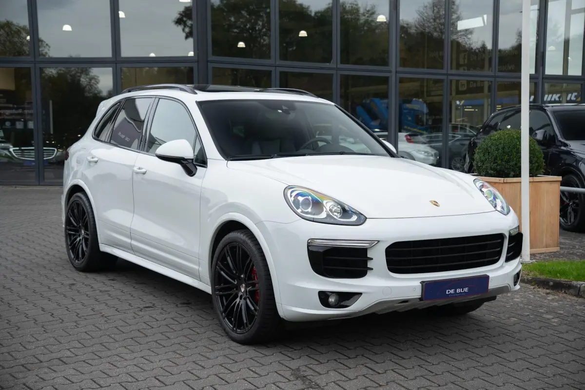3.0 S E-Hybrid|Org NL NAP|BTW|GTS SportDesign|Carbon|Panoramadak|Bose|Luchtvering|Top Conditie|Dealer Onderhouden