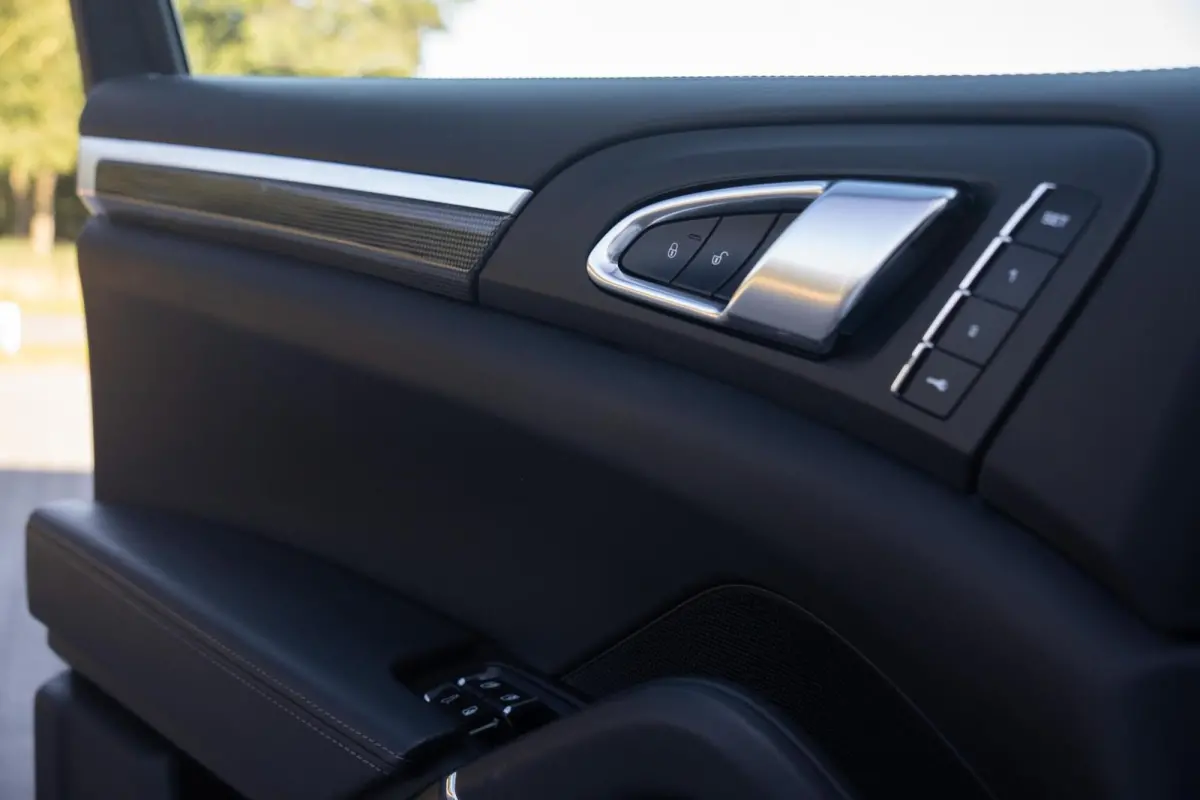 3.0 S E-Hybrid|Org NL NAP|BTW|GTS SportDesign|Carbon|Panoramadak|Bose|Luchtvering|Top Conditie|Dealer Onderhouden