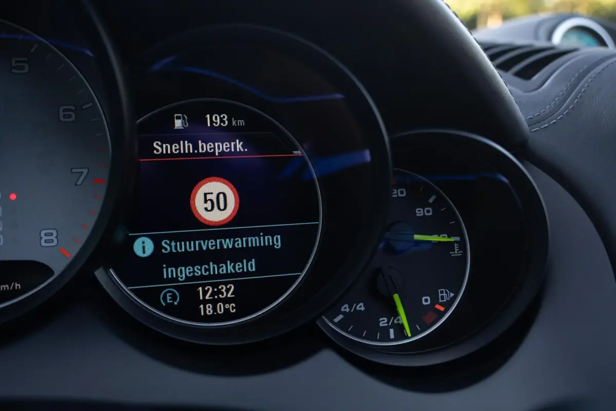 3.0 S E-Hybrid|Org NL NAP|BTW|GTS SportDesign|Carbon|Panoramadak|Bose|Luchtvering|Top Conditie|Dealer Onderhouden