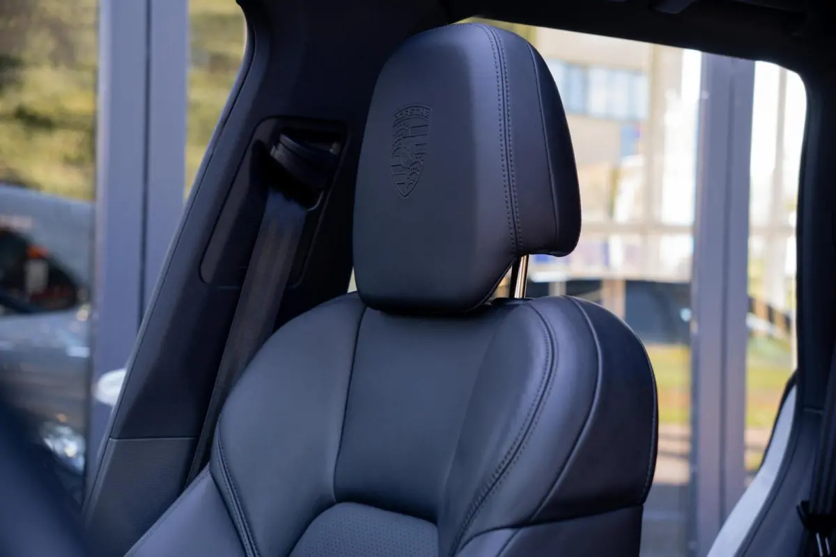 3.0 S E-Hybrid|Org NL NAP|BTW|GTS SportDesign|Carbon|Panoramadak|Bose|Luchtvering|Top Conditie|Dealer Onderhouden