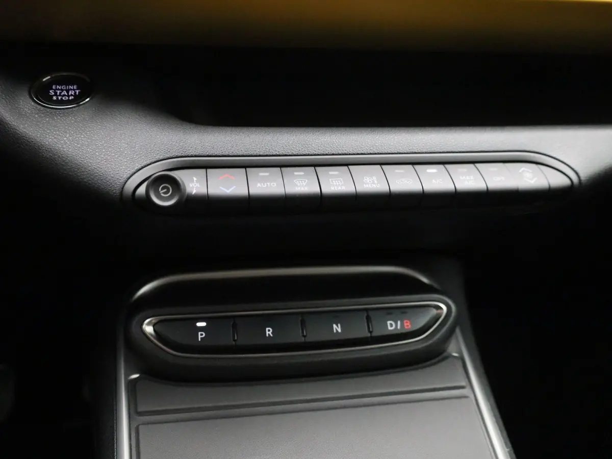 54kWh 1st Edition | NAVIGATIE | HALF-LEDER | CAMERA