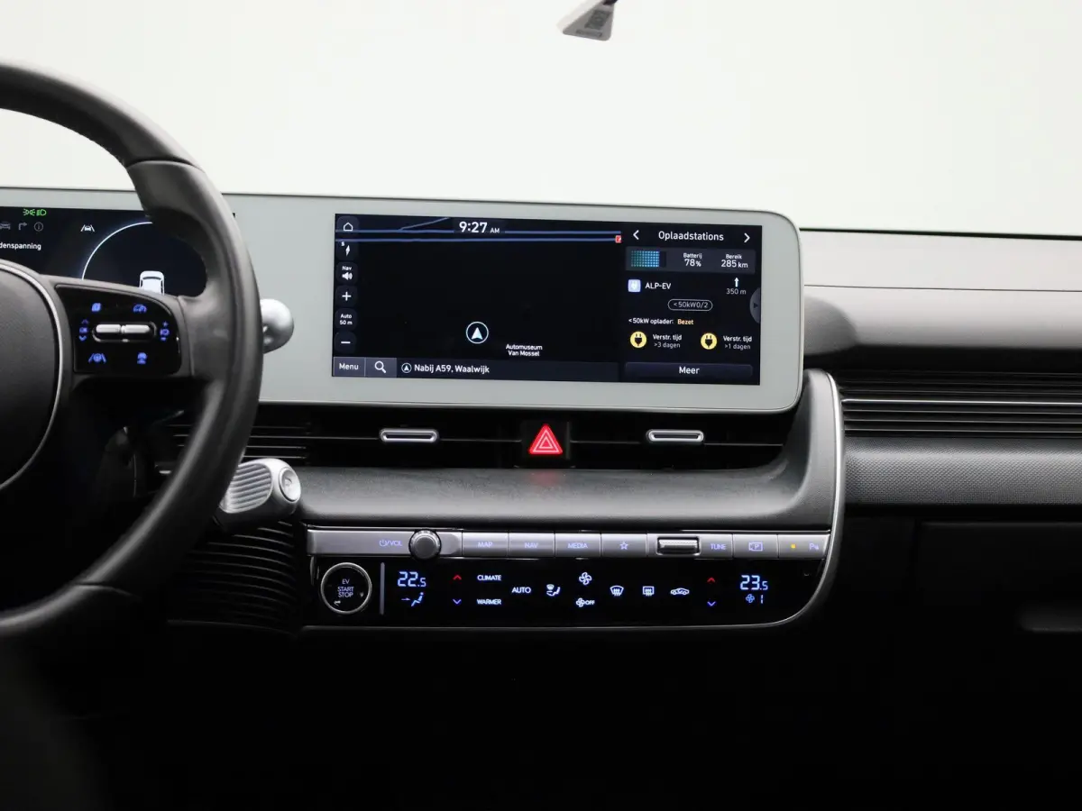 58kWh Core AUTOMAAT | ADAPTIEVE CRUISE | NAVIGATIE | CAMERA | APPLE CARPLAY | PDC | LMV | WINTERPAKKET | DAB | ELEKTRISCHE KOFFERKLEP |
