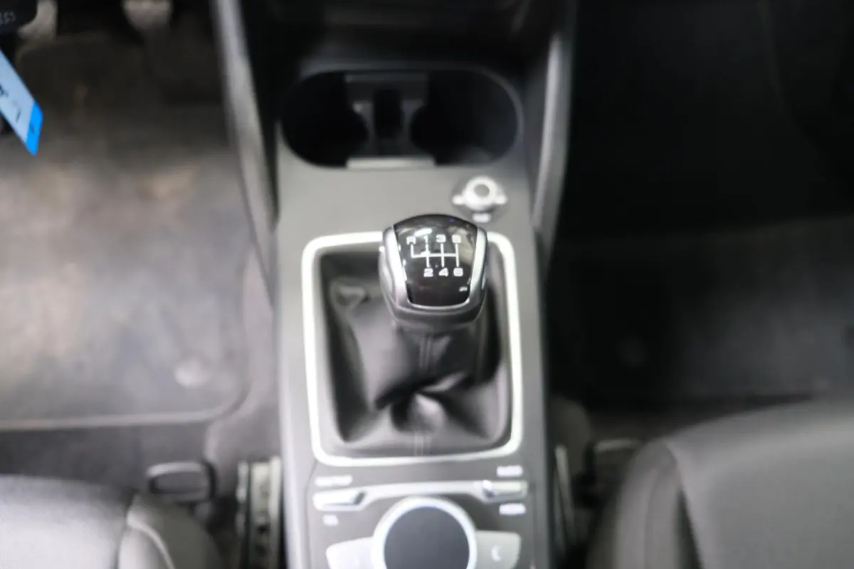 30 TFSI Pro Line - N.A.P. Airco, Cruise, Navi.