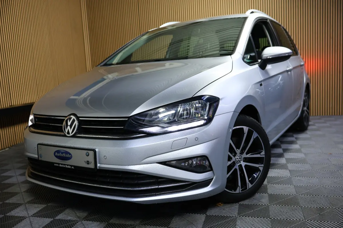 1.5 TSI DSG Highline ACC DAB NAV BT STOELVW TREKHAAK '18