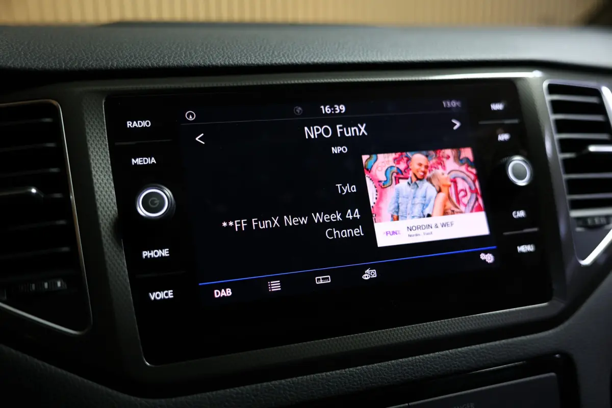 1.5 TSI DSG Highline ACC DAB NAV BT STOELVW TREKHAAK '18