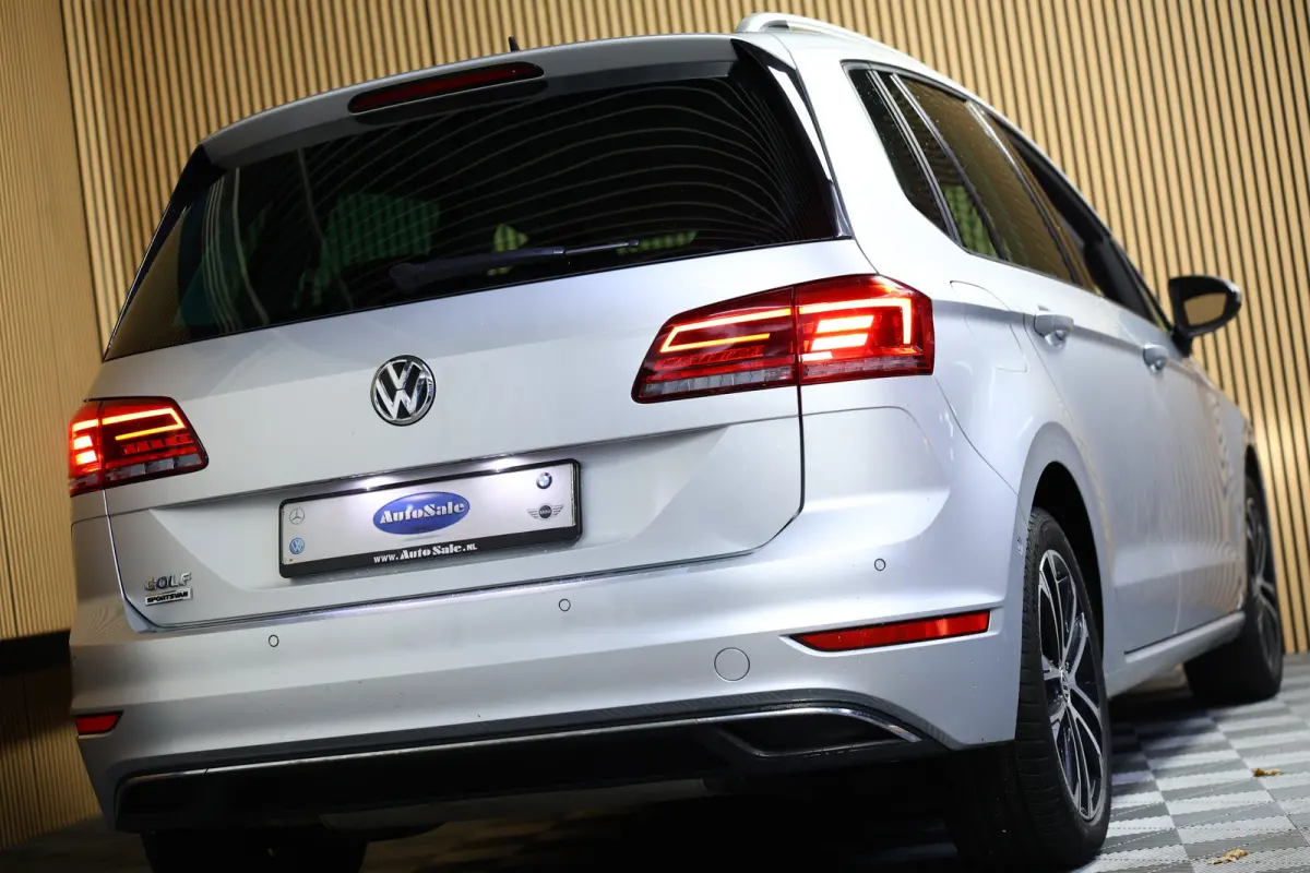 1.5 TSI DSG Highline ACC DAB NAV BT STOELVW TREKHAAK '18