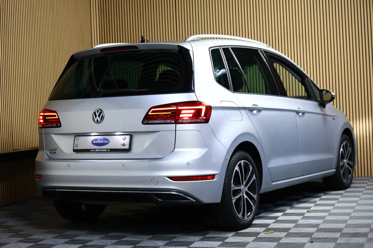 1.5 TSI DSG Highline ACC DAB NAV BT STOELVW TREKHAAK '18