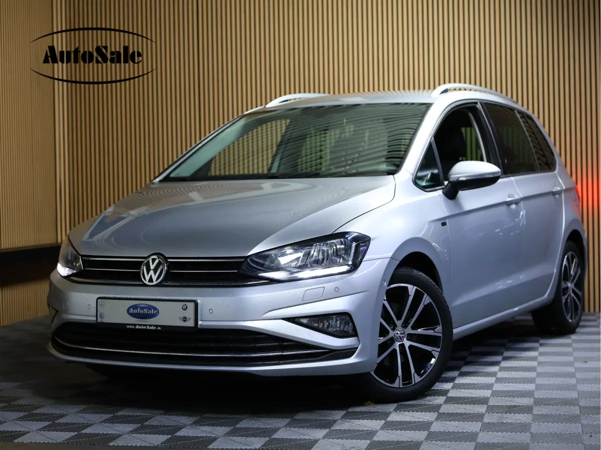 1.5 TSI DSG Highline ACC DAB NAV BT STOELVW TREKHAAK '18