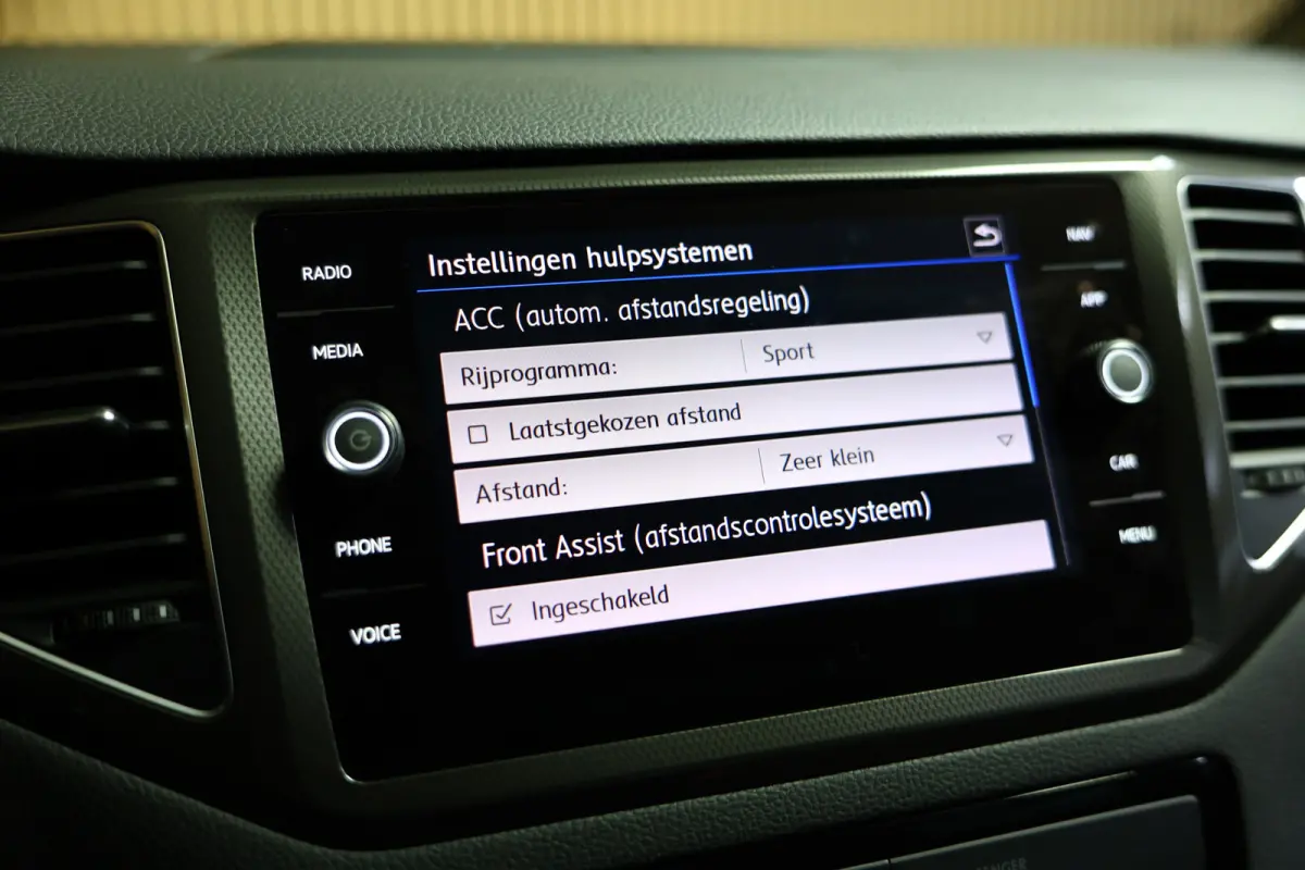 1.5 TSI DSG Highline ACC DAB NAV BT STOELVW TREKHAAK '18