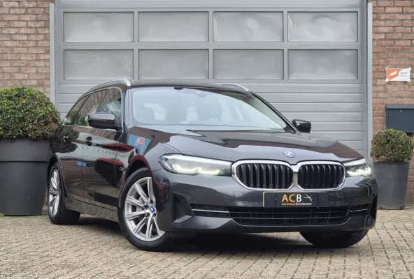 530e Business E plus Hybrid. Elektrische achterklep Nette auto.