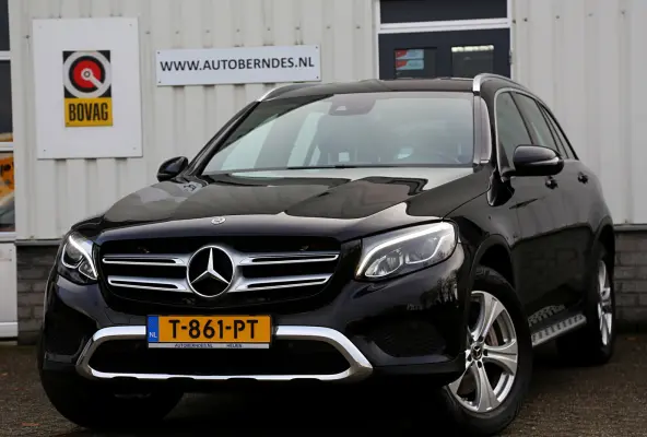 350e 4MATIC Plug in hybride*Perfect Onderh.*AMG Interieur/Afneemb. Trekhaak/Treeplanken/High Perfr. LED Koplampen/Half Leder/Stoelverw./Standkachel/Parkeersens.V+A/18 inch LM*