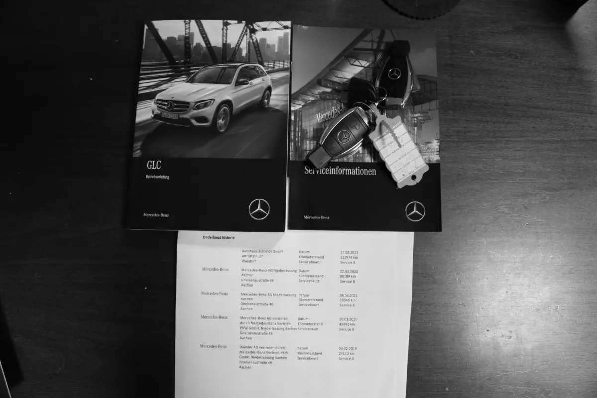 350e 4MATIC Plug in hybride*Perfect Onderh.*AMG Interieur/Afneemb. Trekhaak/Treeplanken/High Perfr. LED Koplampen/Half Leder/Stoelverw./Standkachel/Parkeersens.V+A/18 inch LM*