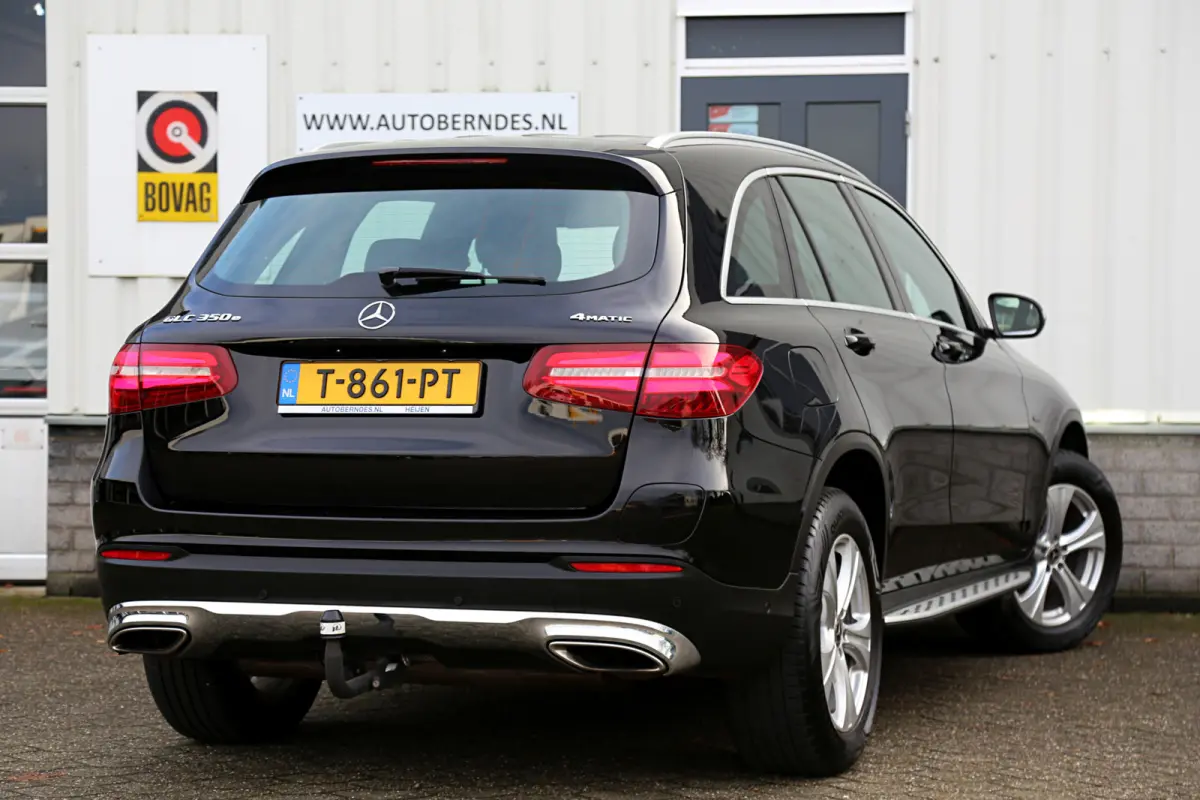 350e 4MATIC Plug in hybride*Perfect Onderh.*AMG Interieur/Afneemb. Trekhaak/Treeplanken/High Perfr. LED Koplampen/Half Leder/Stoelverw./Standkachel/Parkeersens.V+A/18 inch LM*