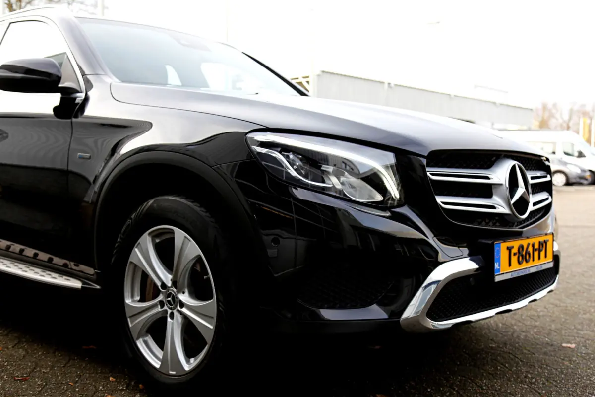 350e 4MATIC Plug in hybride*Perfect Onderh.*AMG Interieur/Afneemb. Trekhaak/Treeplanken/High Perfr. LED Koplampen/Half Leder/Stoelverw./Standkachel/Parkeersens.V+A/18 inch LM*