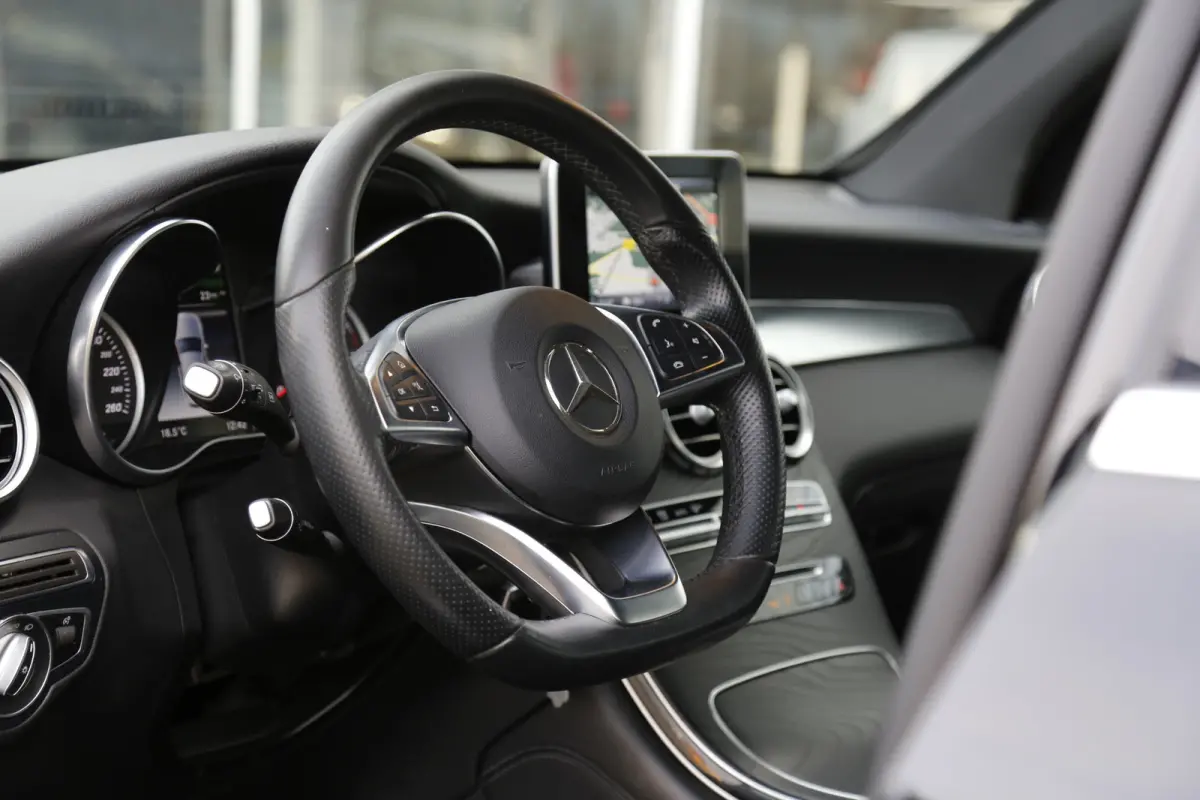 350e 4MATIC Plug in hybride*Perfect Onderh.*AMG Interieur/Afneemb. Trekhaak/Treeplanken/High Perfr. LED Koplampen/Half Leder/Stoelverw./Standkachel/Parkeersens.V+A/18 inch LM*