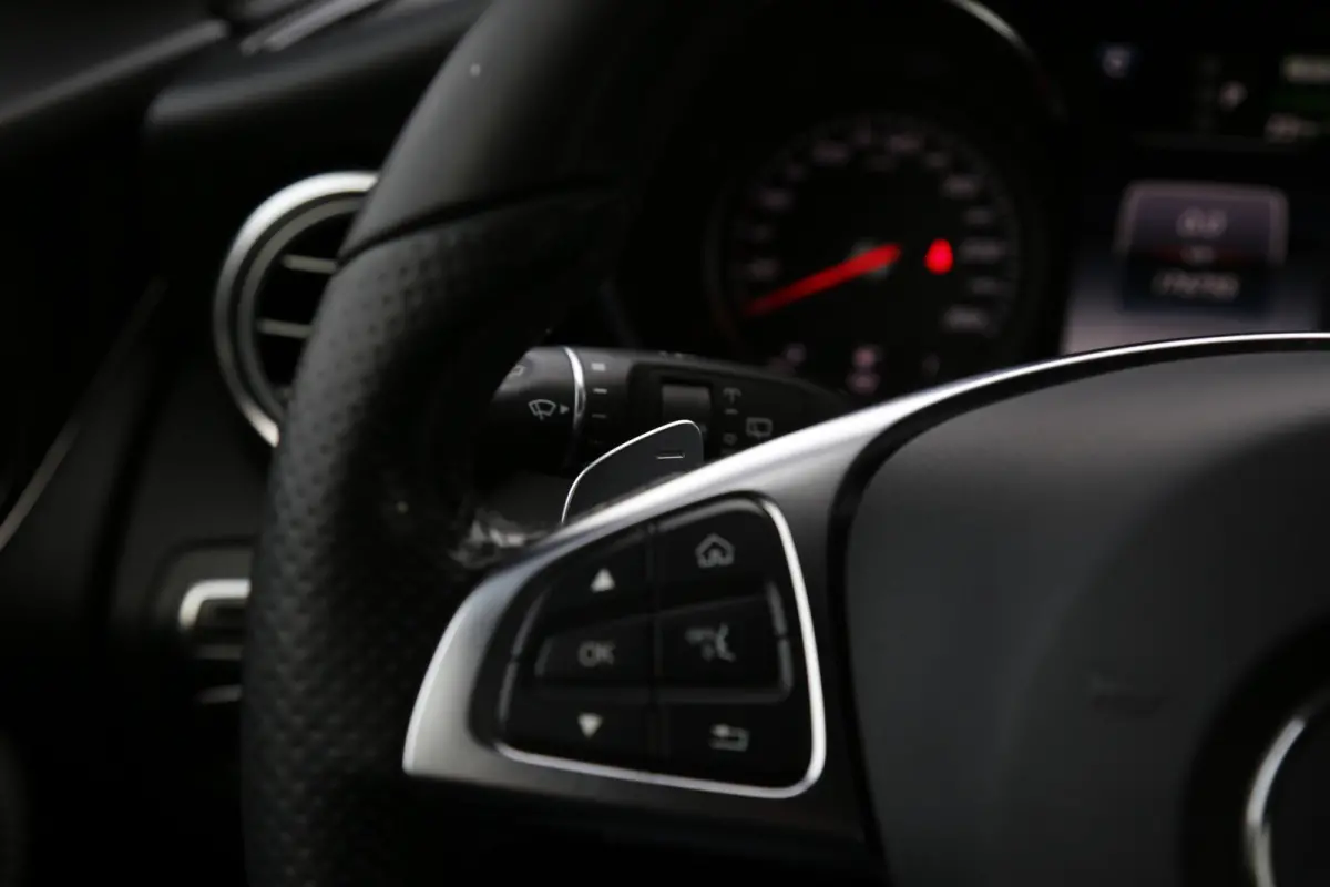 350e 4MATIC Plug in hybride*Perfect Onderh.*AMG Interieur/Afneemb. Trekhaak/Treeplanken/High Perfr. LED Koplampen/Half Leder/Stoelverw./Standkachel/Parkeersens.V+A/18 inch LM*