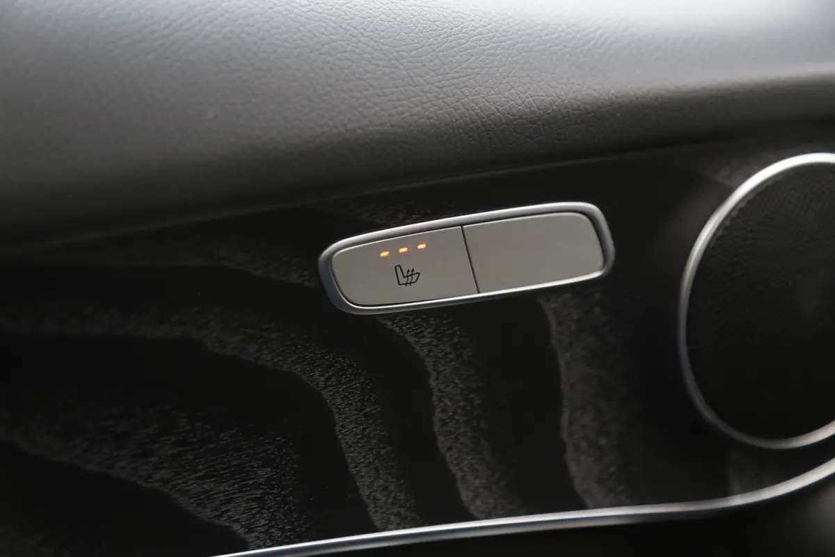 350e 4MATIC Plug in hybride*Perfect Onderh.*AMG Interieur/Afneemb. Trekhaak/Treeplanken/High Perfr. LED Koplampen/Half Leder/Stoelverw./Standkachel/Parkeersens.V+A/18 inch LM*