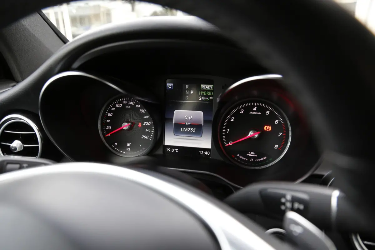 350e 4MATIC Plug in hybride*Perfect Onderh.*AMG Interieur/Afneemb. Trekhaak/Treeplanken/High Perfr. LED Koplampen/Half Leder/Stoelverw./Standkachel/Parkeersens.V+A/18 inch LM*