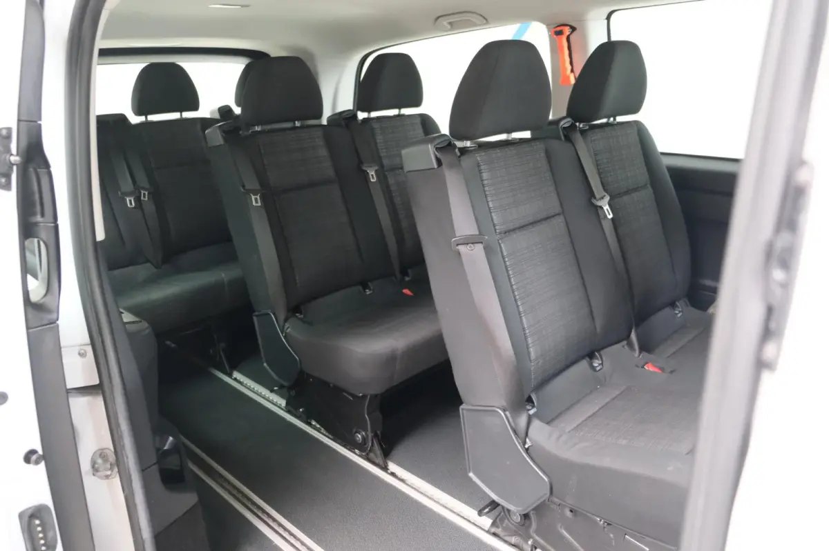 110 CDI Base Extra Lang 9p > €17500,- Netto Export <